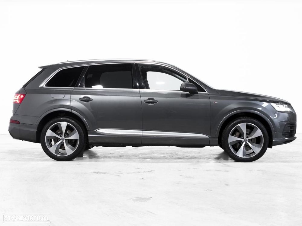 Audi Q7 3.0 TDI quattro S-line Tiptronic 7L - 2