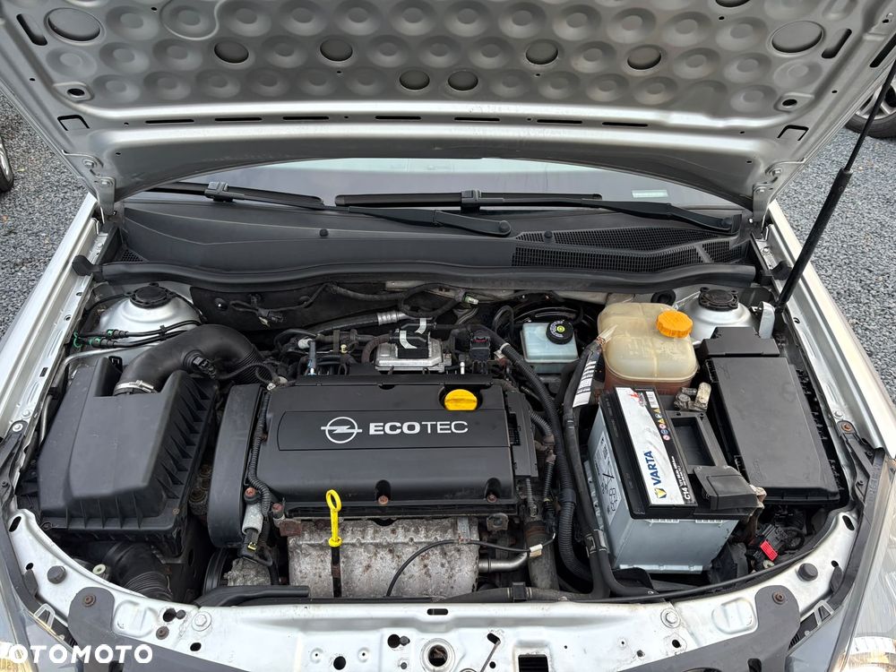 Opel Astra - 16