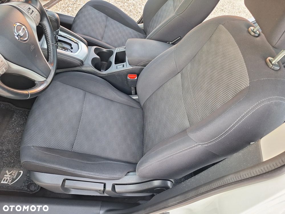Nissan Qashqai 1.2 DIG-T Xtronic TEKNA - 16