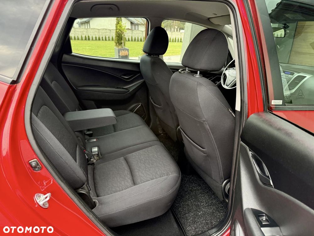 Hyundai ix20 1.4 Comfort - 22