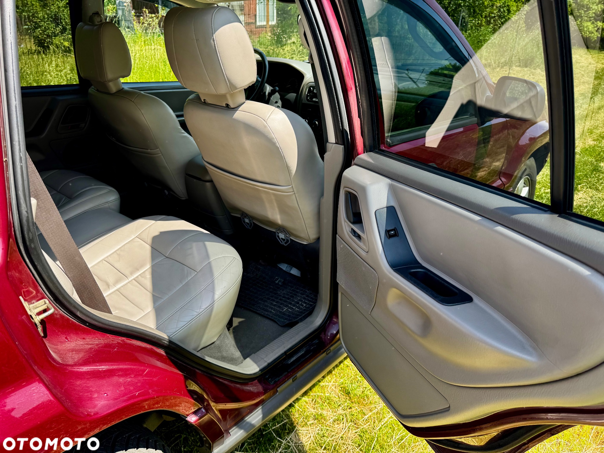 Jeep Grand Cherokee 4.0 Laredo - 18