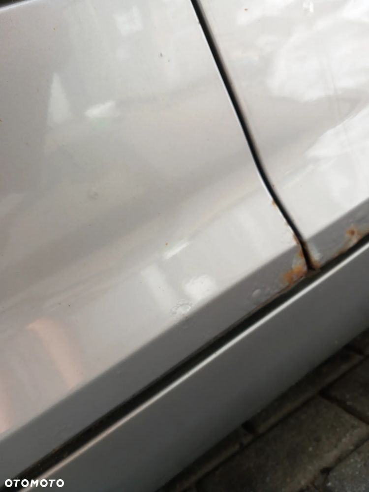 MERCEDES W203 C-KLASA DRZWI LEWE PRZEDNIE LEWY PRZÓD KOLOR: 723 - 5