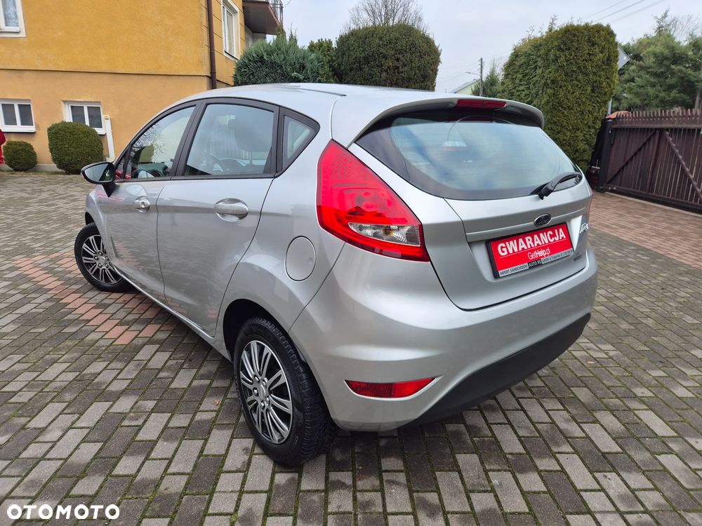 Ford Fiesta 1.25 Champions Edition - 4