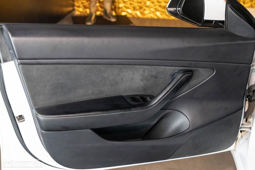 Tesla Model 3 Long Range Tração Integral Premium - 42