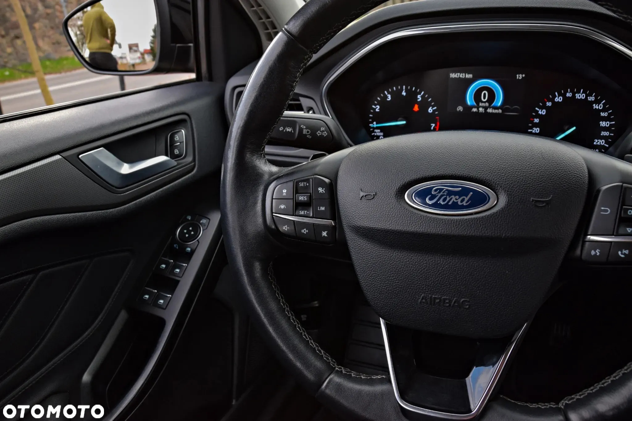 Ford Focus 1.5 EcoBoost Titanium X - 35