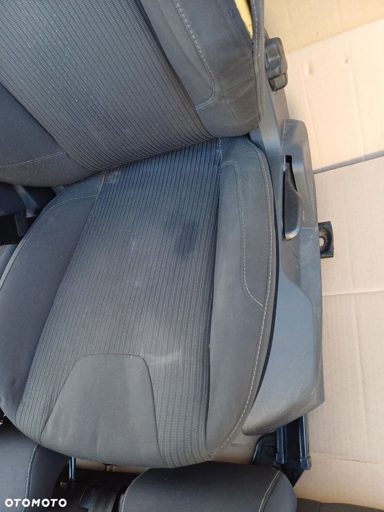 Ford focus mk3 Fotele kanapa kombi - 14