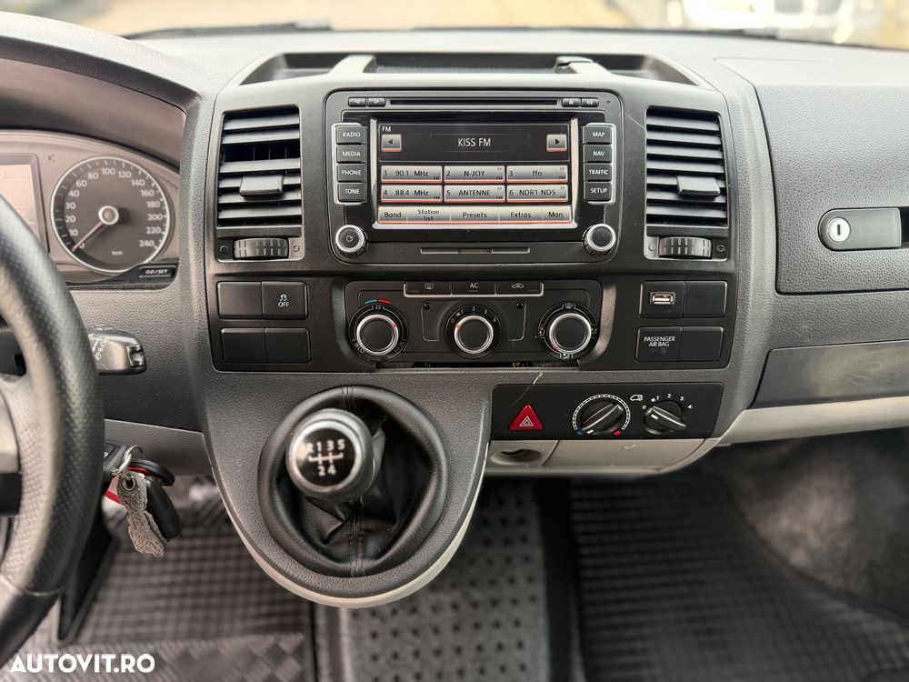 Volkswagen Transporter - 14
