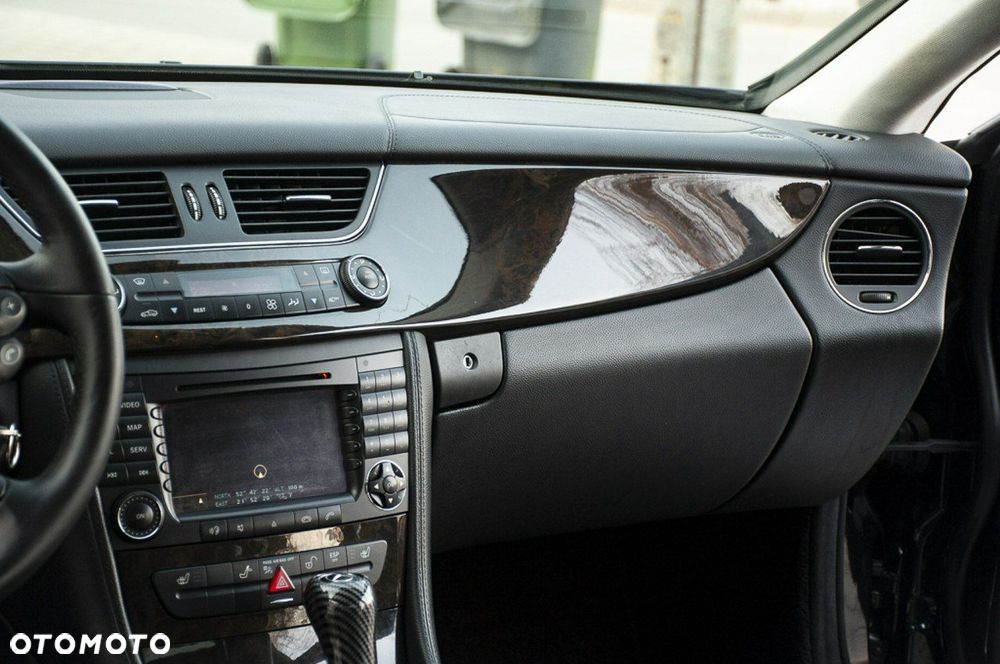 Mercedes-Benz CLS 500 7G-TRONIC - 23