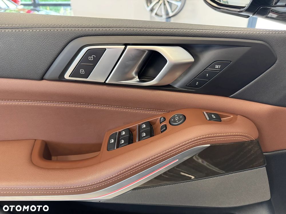 BMW X5 xDrive25d - 18