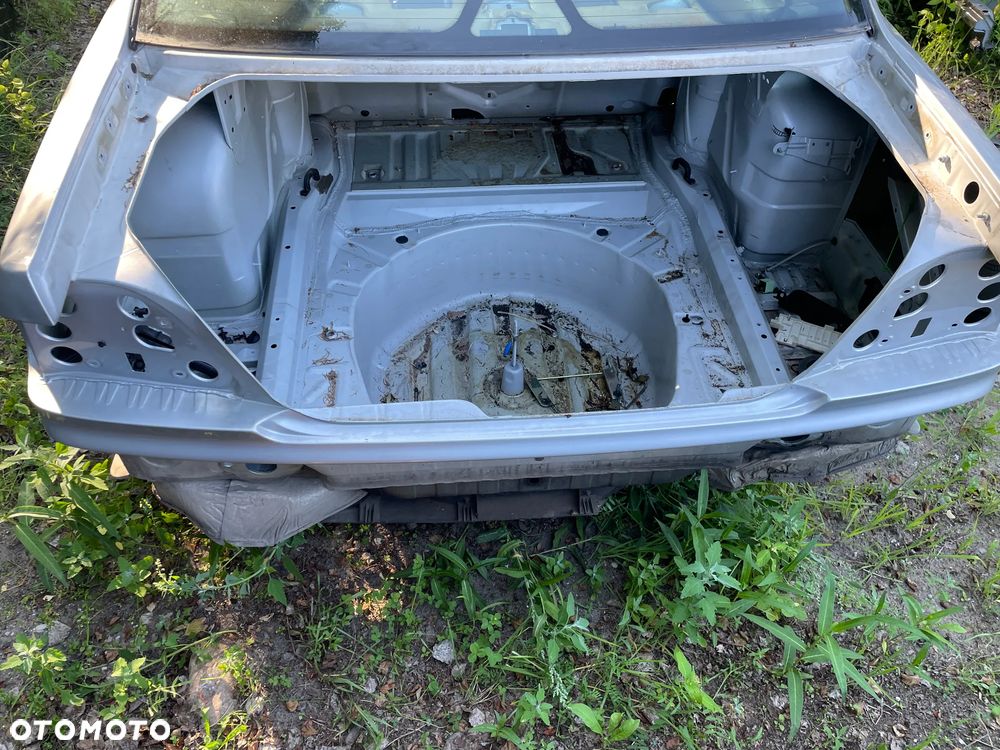 Karoseria buda kasta Bmw e38 ładna bez korozji z ciepłego kraju - 10