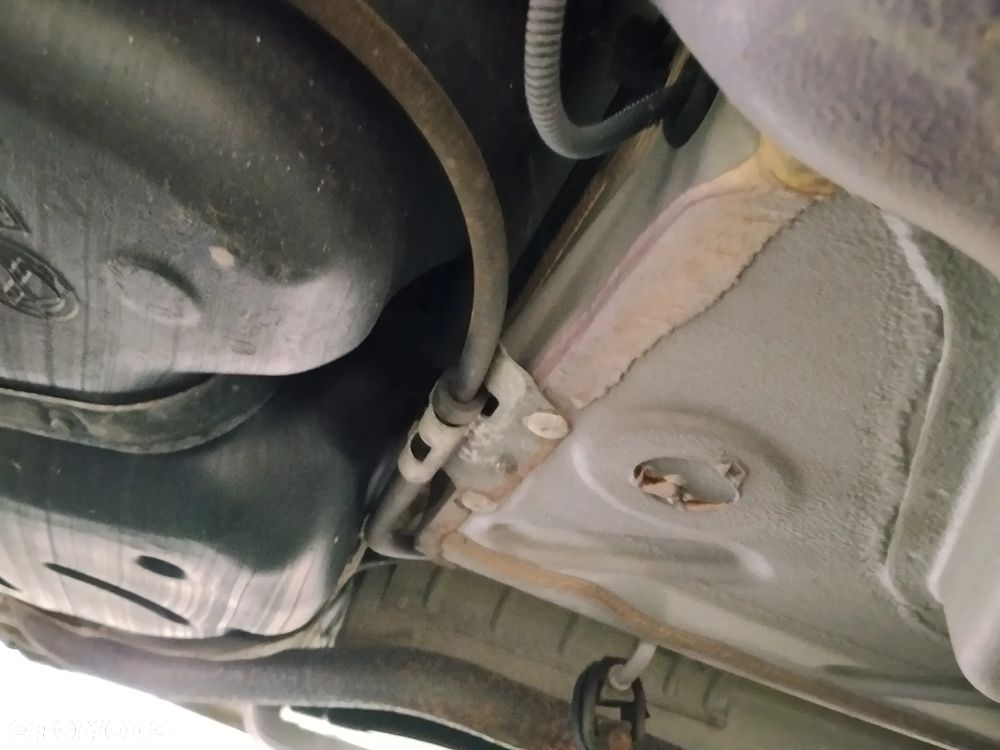 Ford KA 1.2 Titanium ASS EU6 - 24