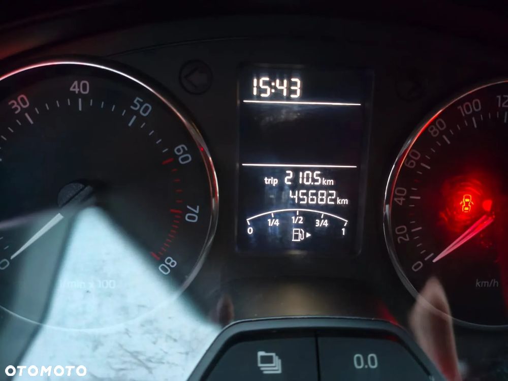 Skoda RAPID 1.2 TSI Active Green tec - 7