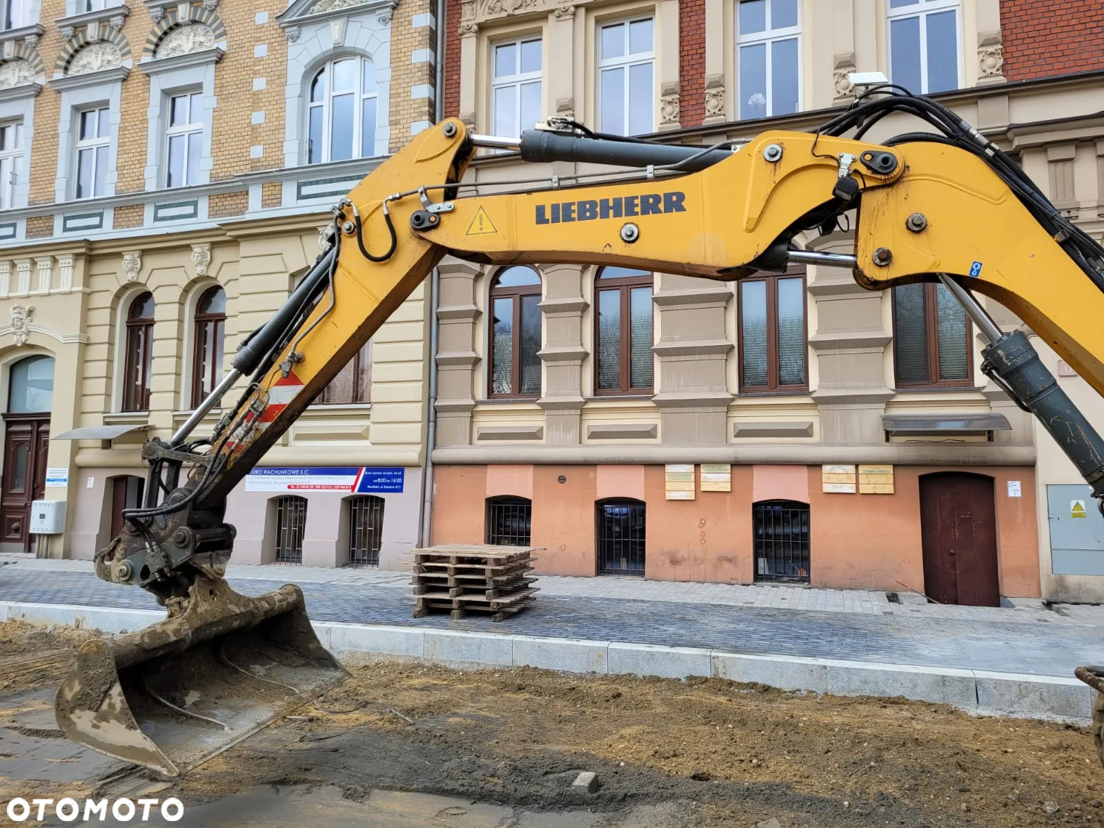 Liebherr A 311 Litronic - 13