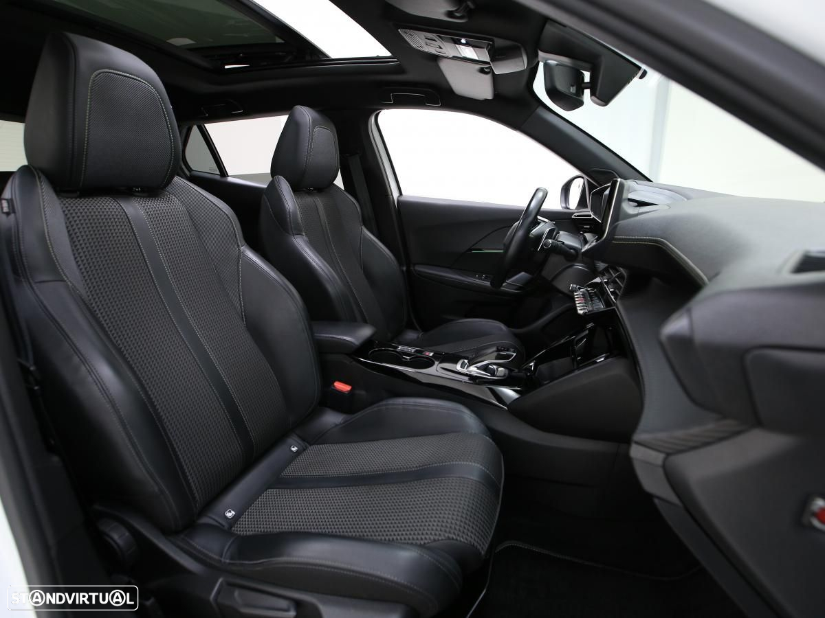 Peugeot 2008 1.5 BlueHDi GT EAT8 - 9