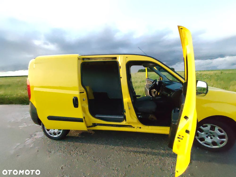 Fiat Doblo 1.3 Multijet 16V Active - 10
