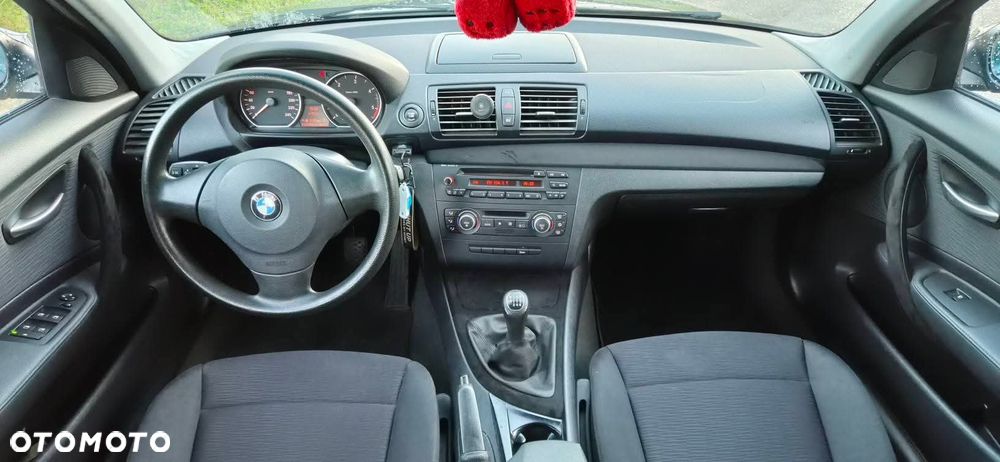 BMW Seria 1 118d - 5