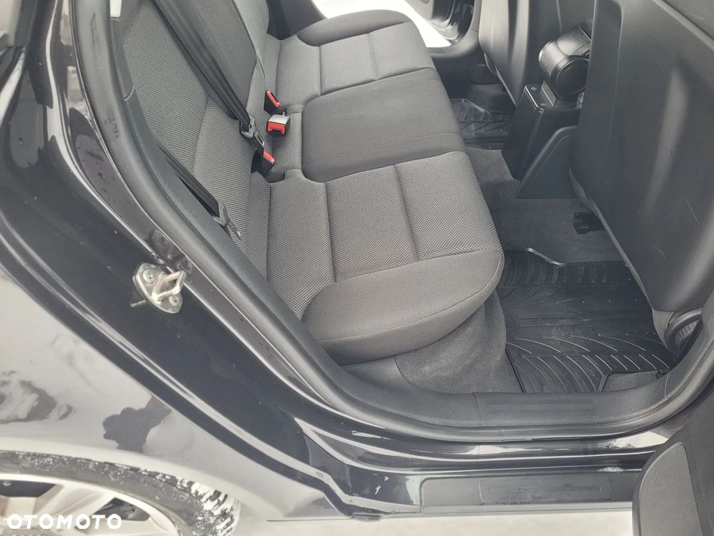 Audi A3 Sportback 1.4 TFSI Ambiente - 25
