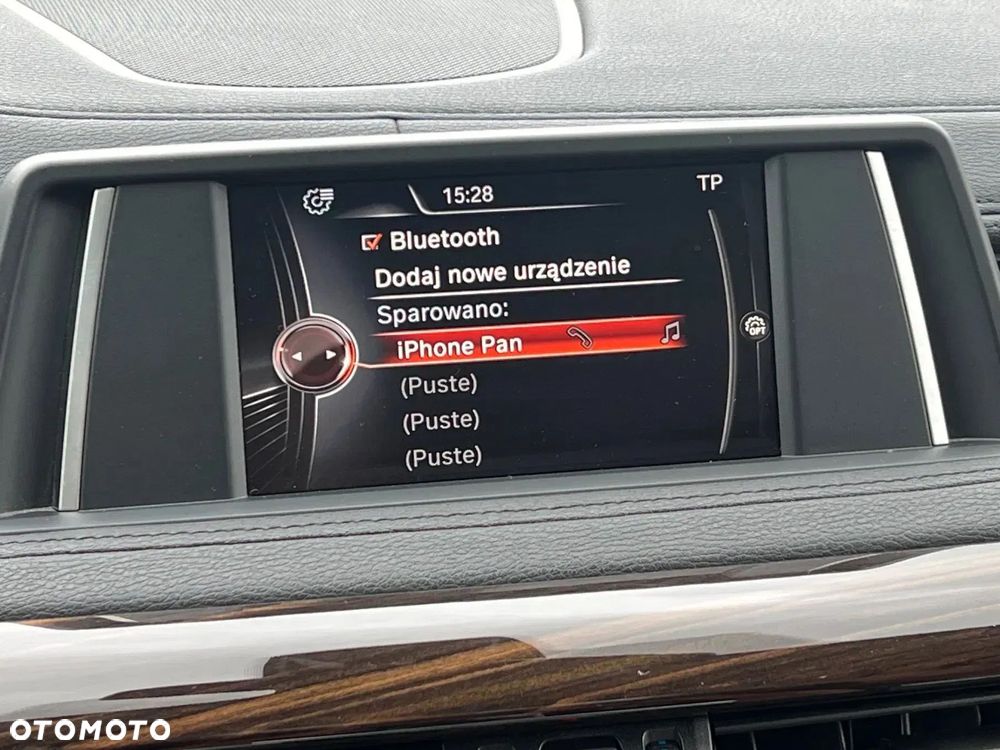 BMW X6 xDrive50i - 26