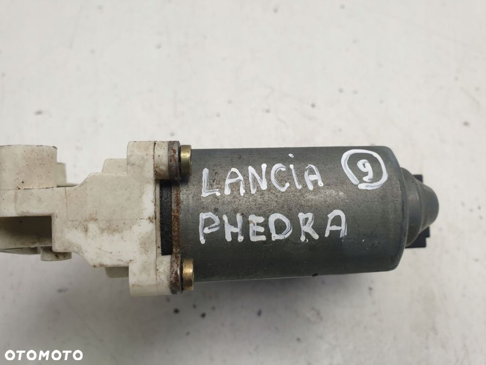 Lancia Phedra SILNICZEK SZYBY Prawy przód - 6