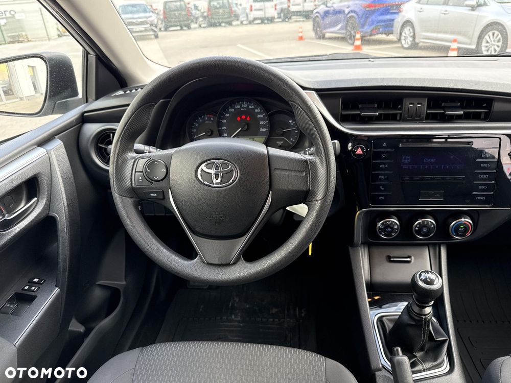 Toyota Corolla 1.4 D-4D Active - 10