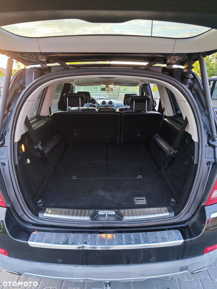 Mercedes-Benz GL - 14
