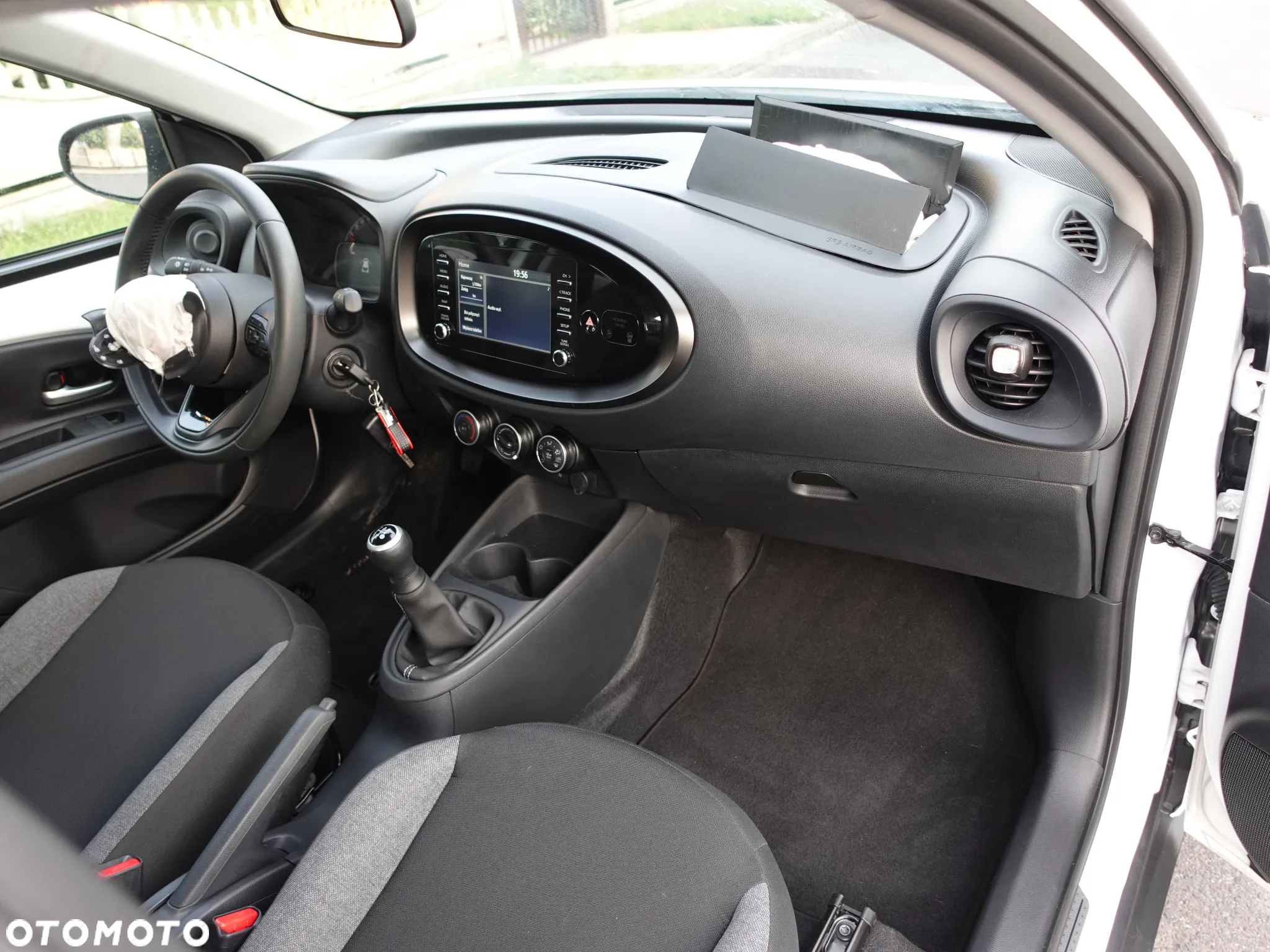 Toyota Aygo X - 10