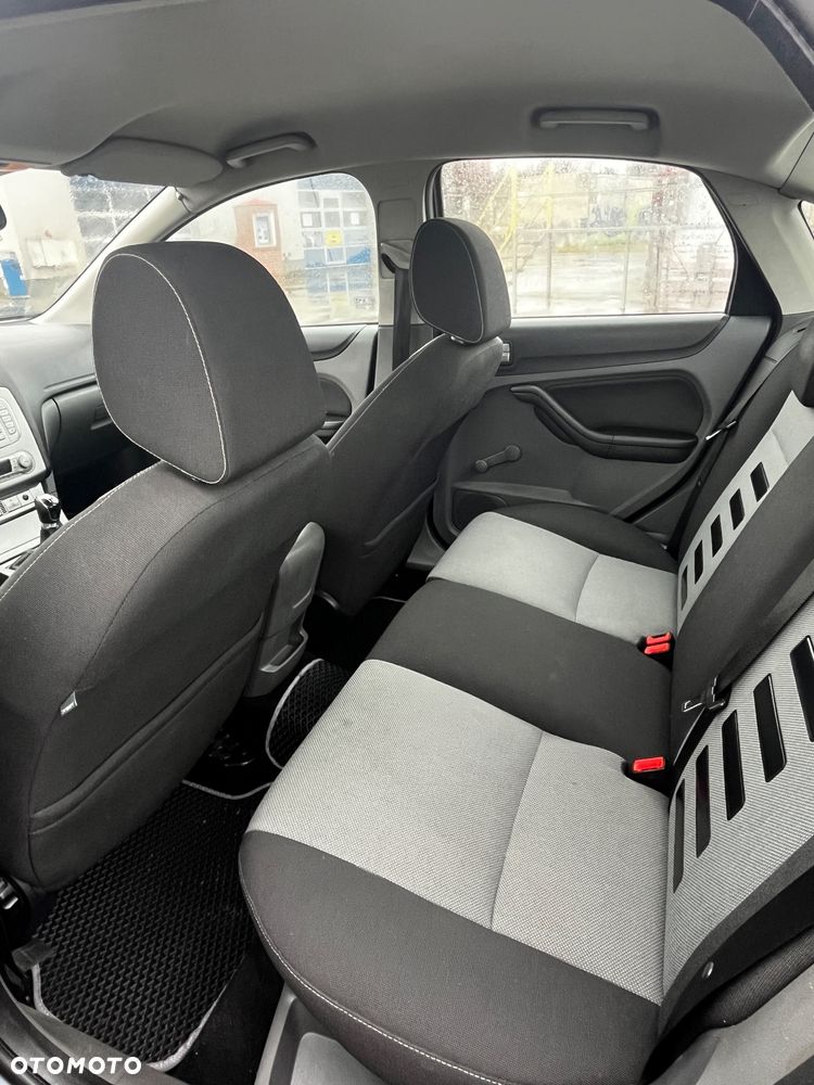 Ford Focus 1.6 TDCi Trend - 8