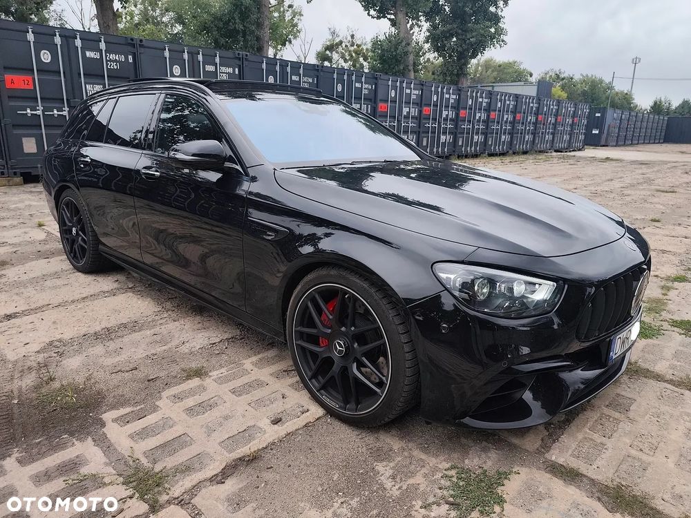 Mercedes-Benz Klasa E AMG 63 S 4Matic+ AMG Speedshift MCT-9G - 2
