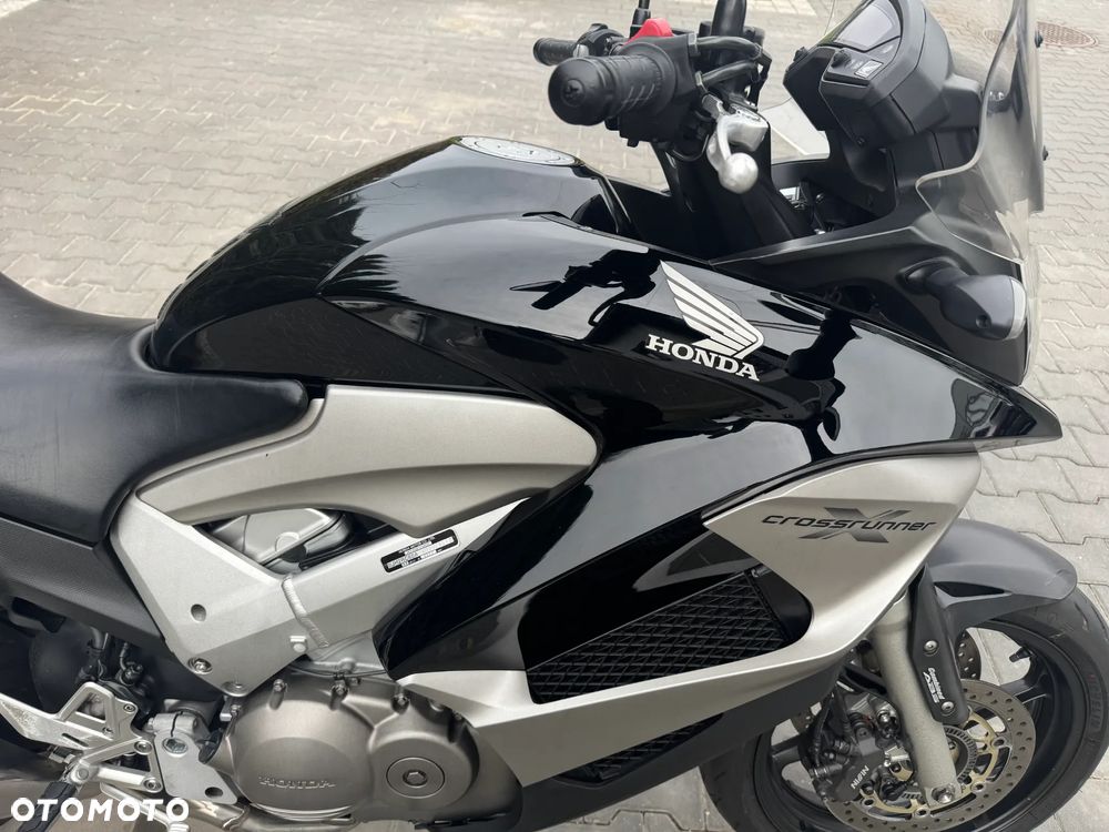 Honda VFR - 24