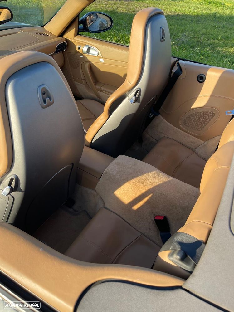 Porsche 911 (997) Carrera 4S Cabriolet PDK - 11
