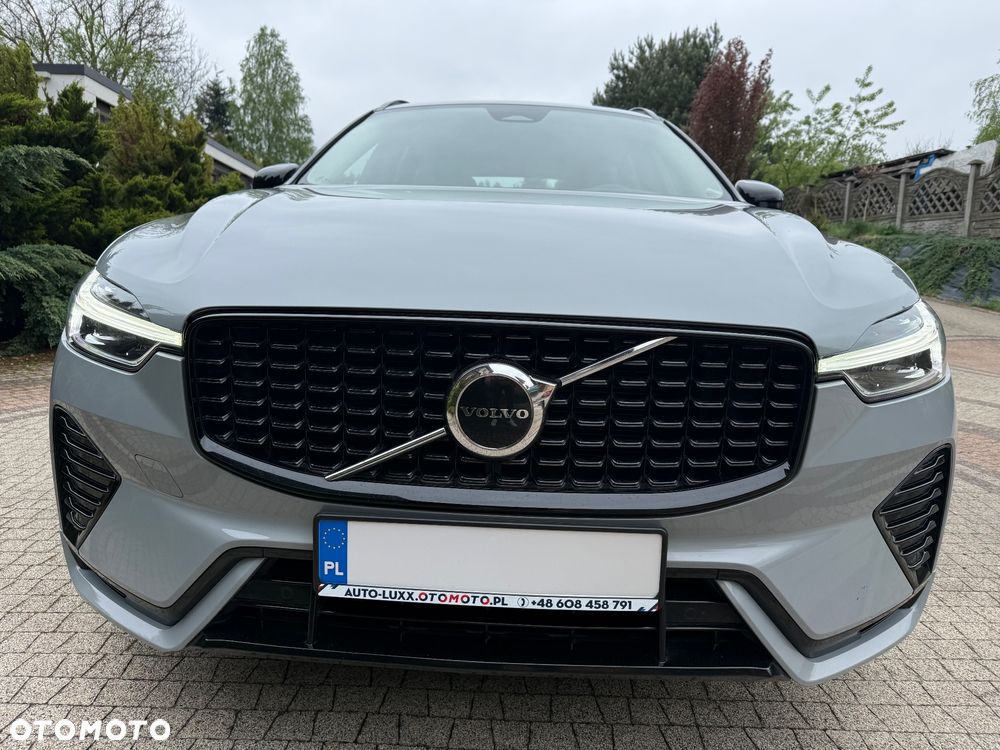 Volvo XC 60 B4 D Ultimate Dark - 12