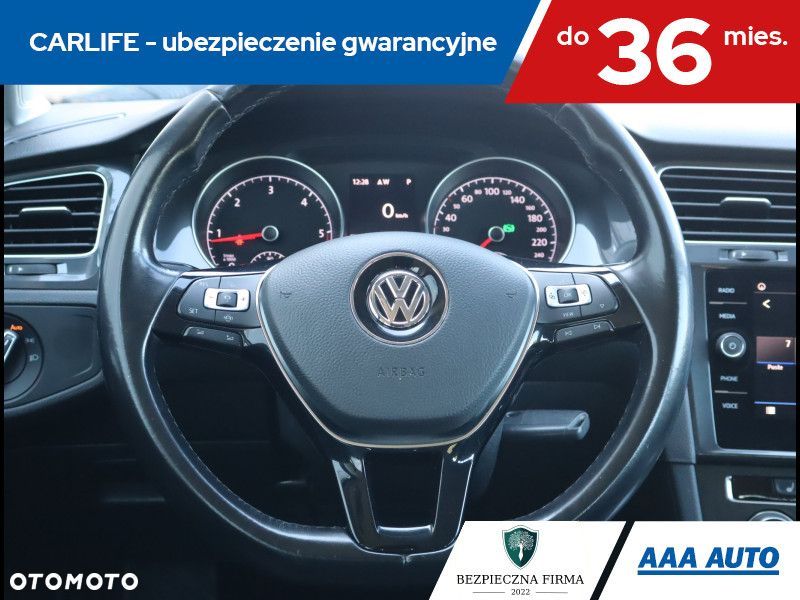 Volkswagen Golf - 18