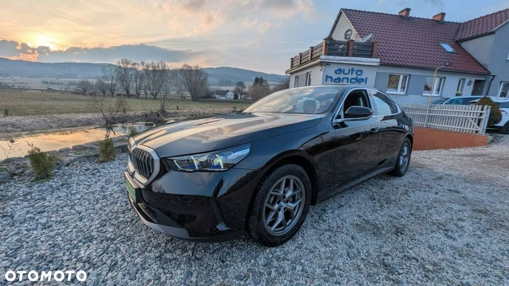 BMW Seria 5 - 12