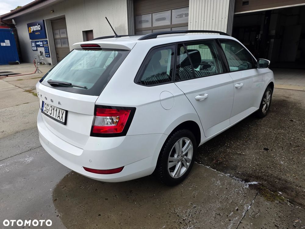 Skoda Fabia 1.0 TSI Ambition - 9