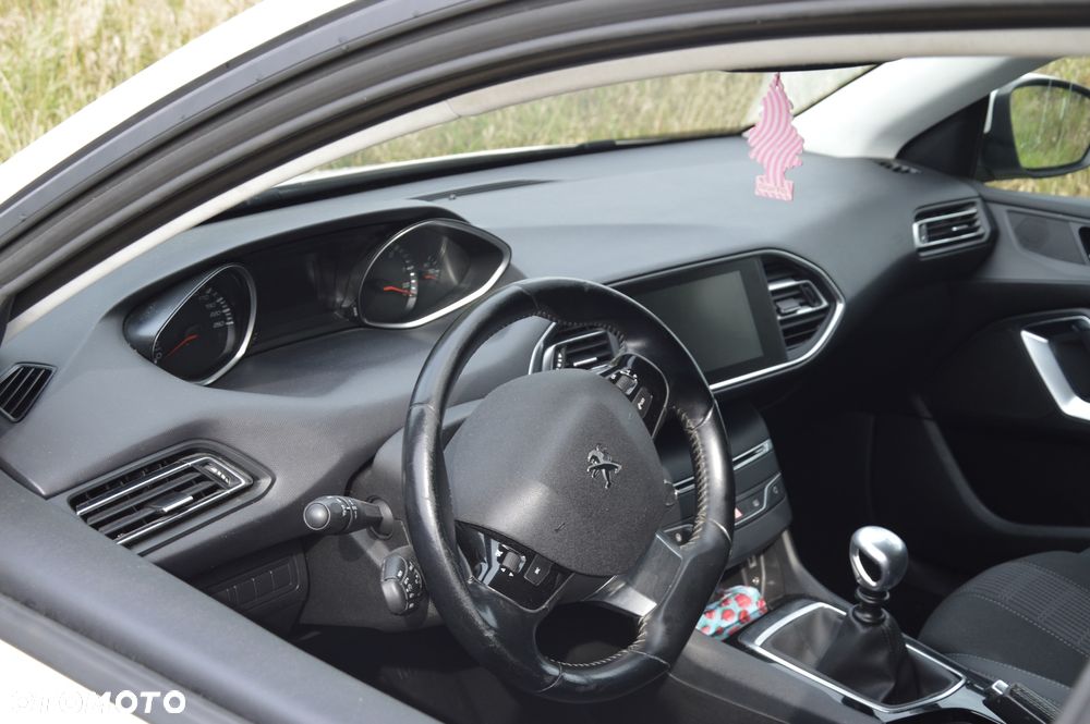 Peugeot 308 - 11