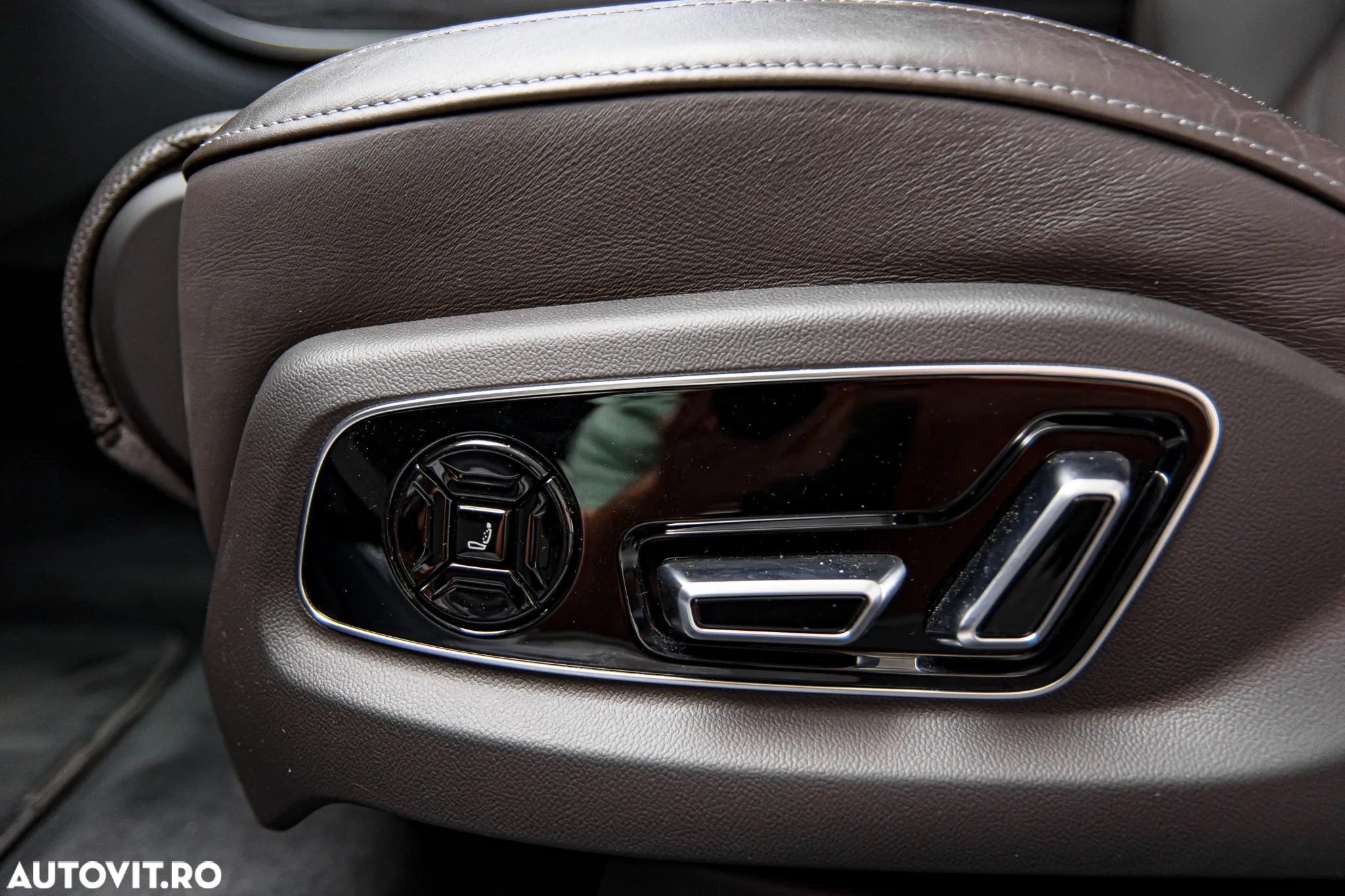Audi A8 60 TFSI e quattro Tiptronic PHEV - 32