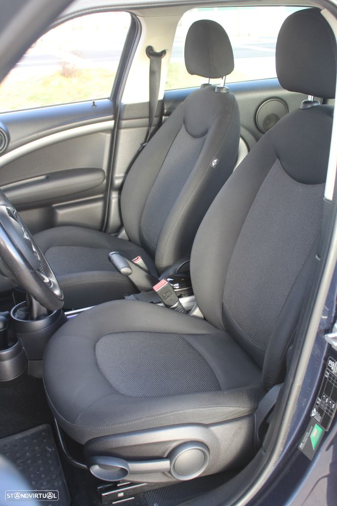 MINI Countryman One D - 11