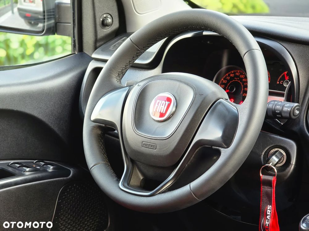 Fiat Doblo 1.4 16V Active - 33