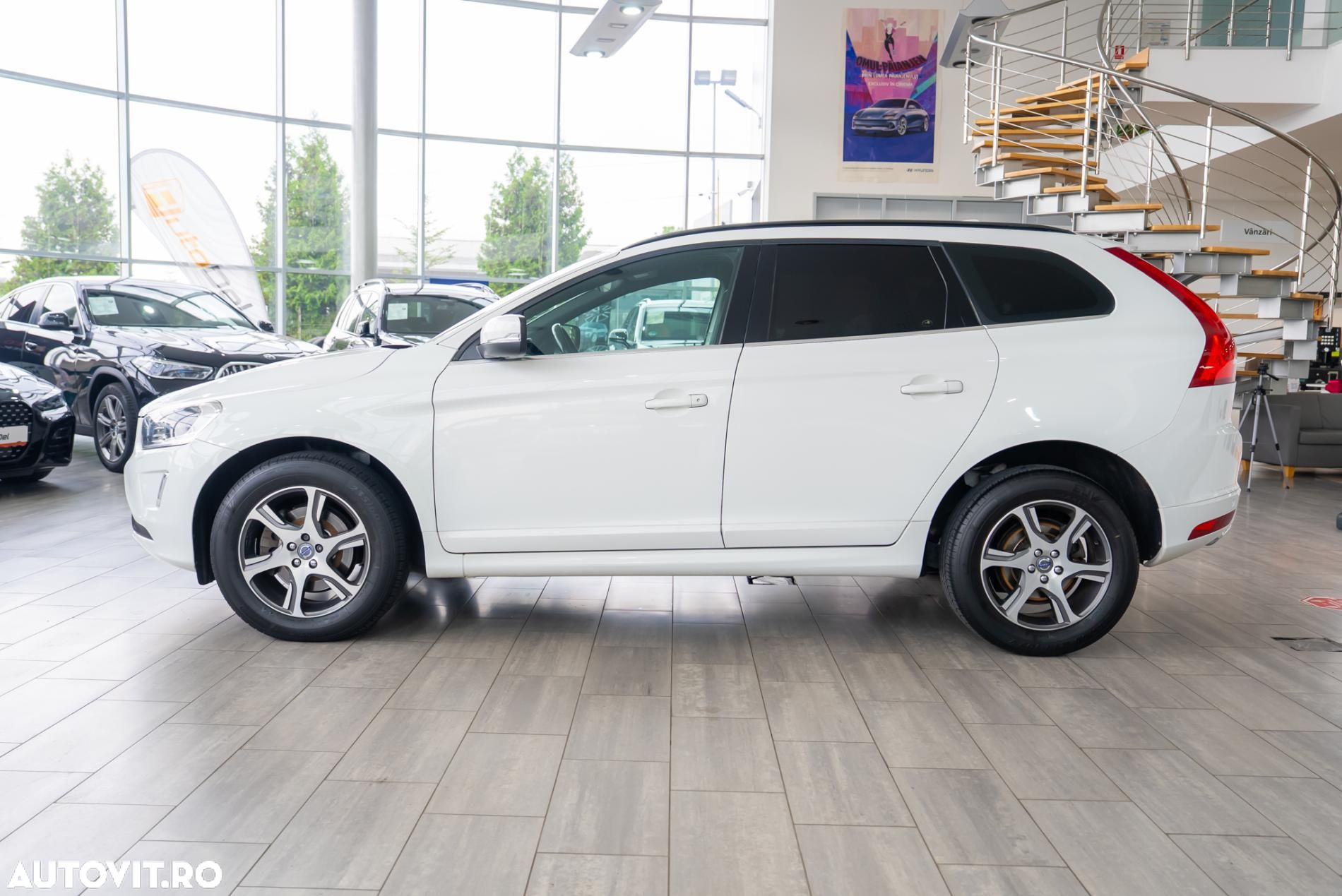 Volvo XC 60 D5 AWD Momentum - 10