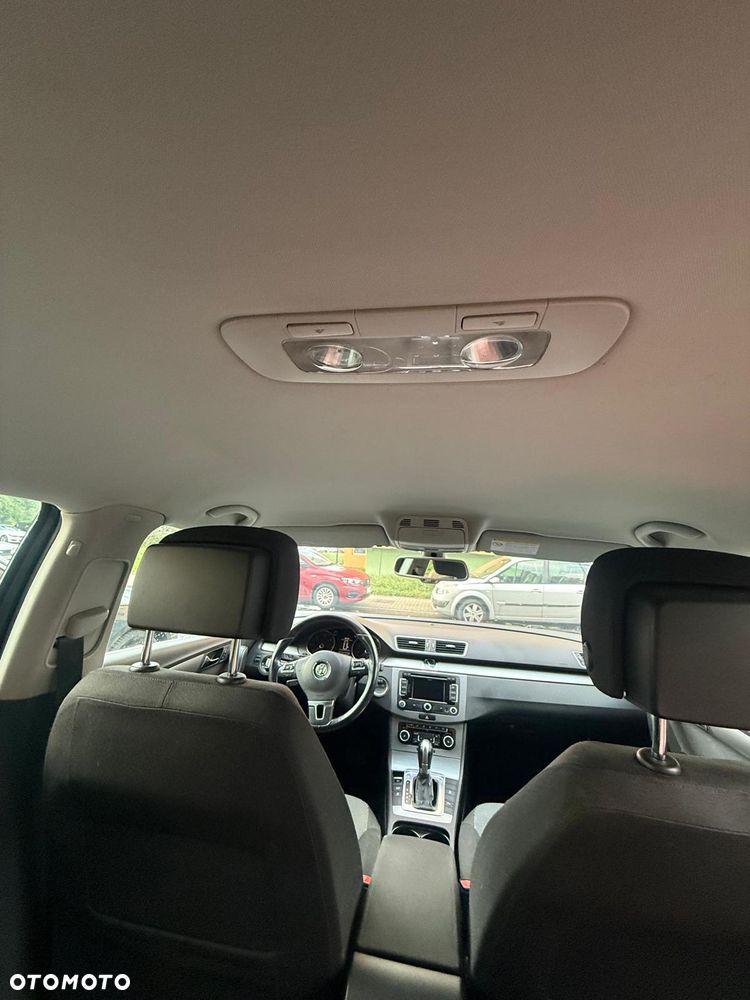 Volkswagen Passat 2.0 TDI DPF Highline DSG - 23