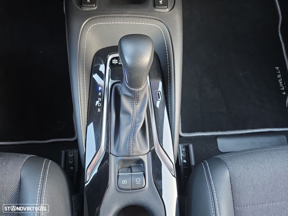 Toyota Corolla Touring Sports 1.8 Hybrid Comfort Plus - 17