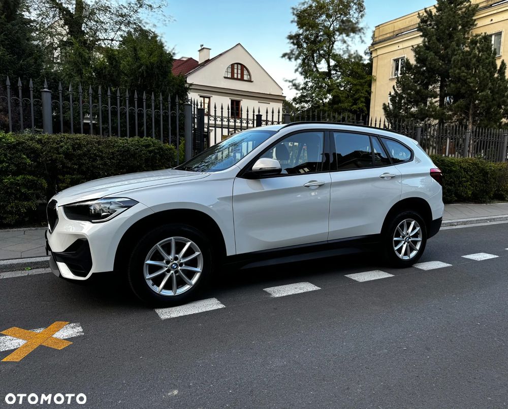 BMW X1 sDrive18i - 14