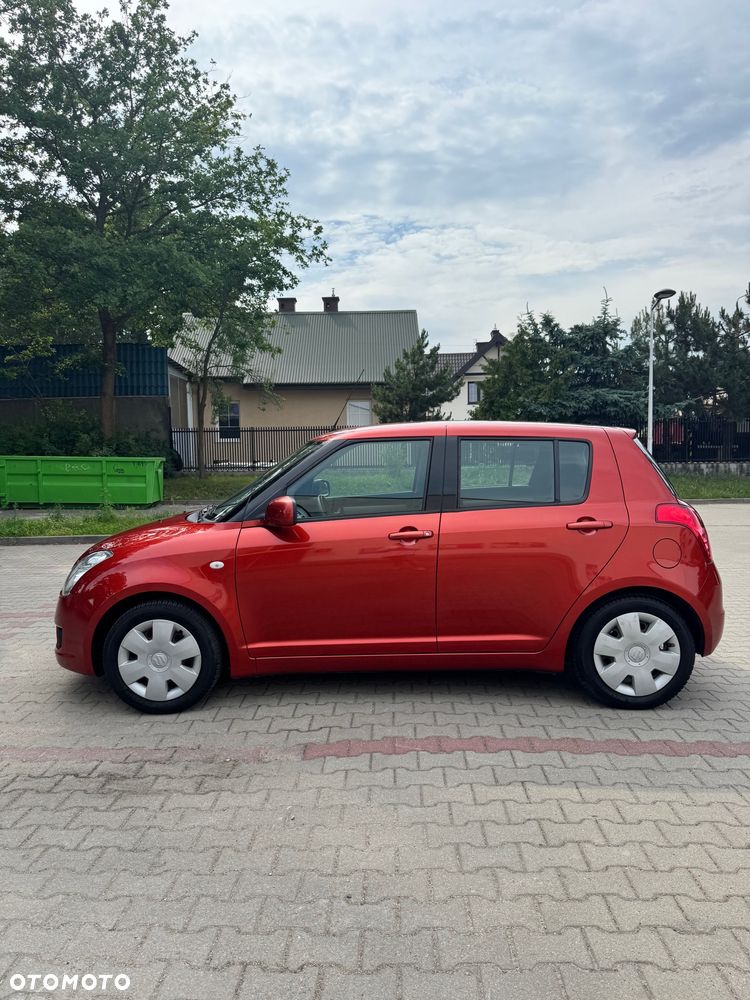 Suzuki Swift 1.5 GS - 1