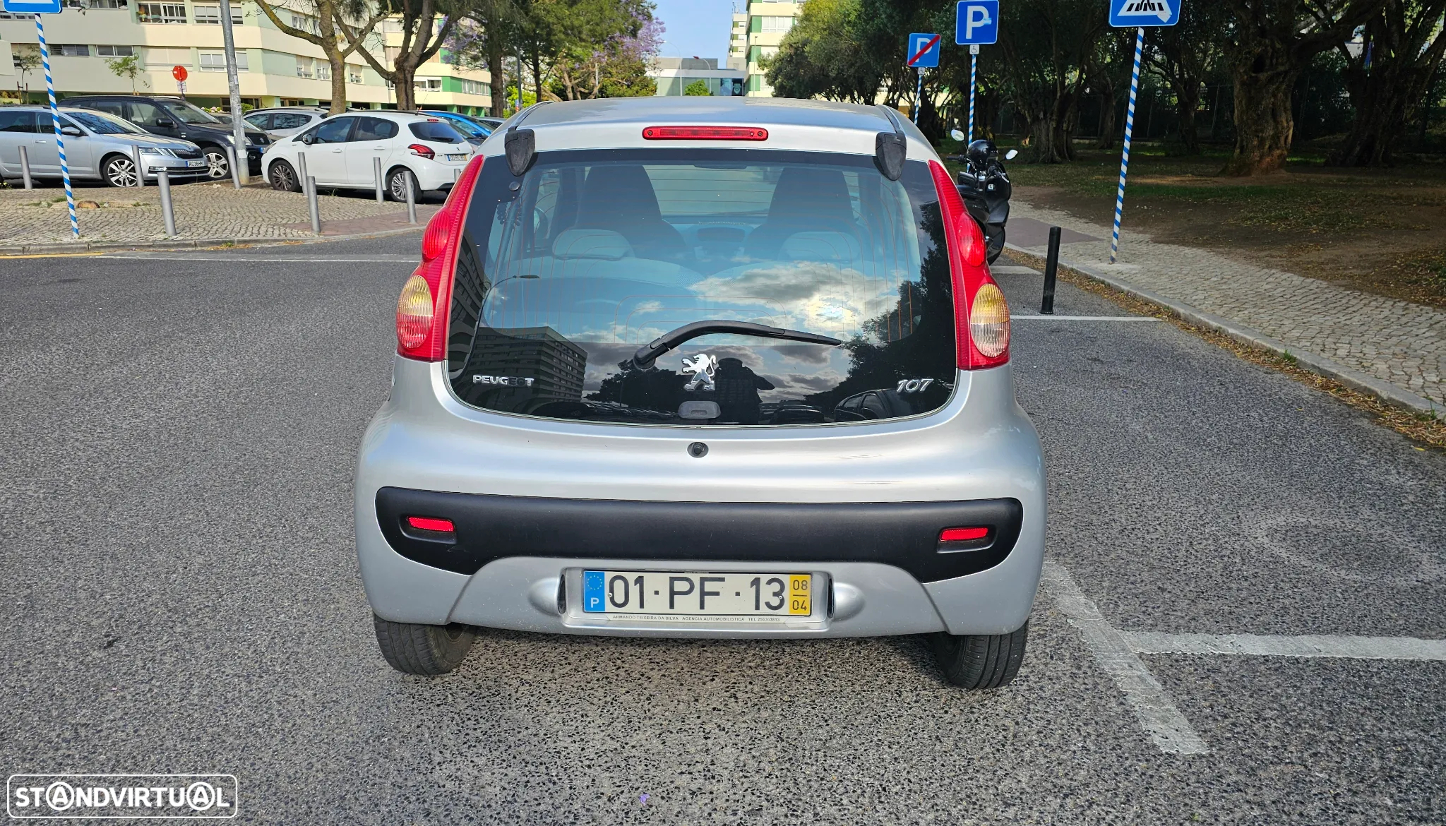 Peugeot 107 1.0 Trendy - 9