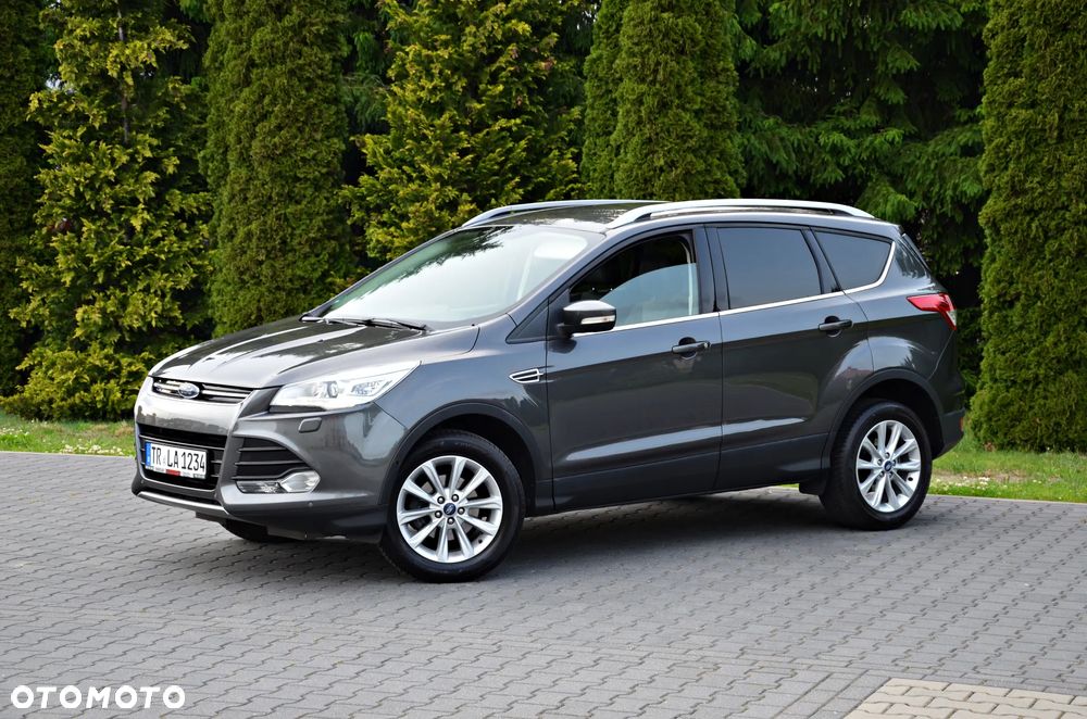 Ford Kuga 1.5 EcoBoost 2x4 Titanium - 16