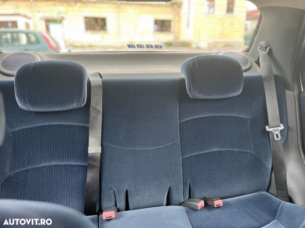Fiat Albea 1.2 Star - 28