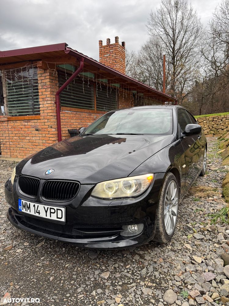 BMW Seria 3 320d xDrive Coupe Aut. Edition Exclusive - 23