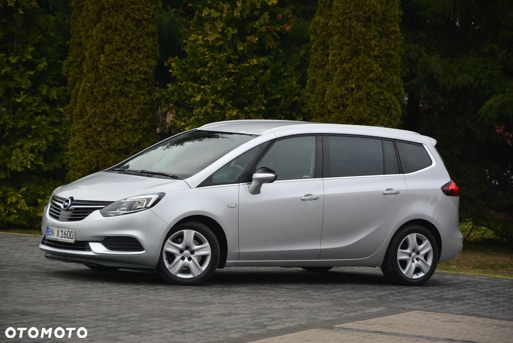Opel Zafira 2.0 D Automatik 130 kW Edition - 4