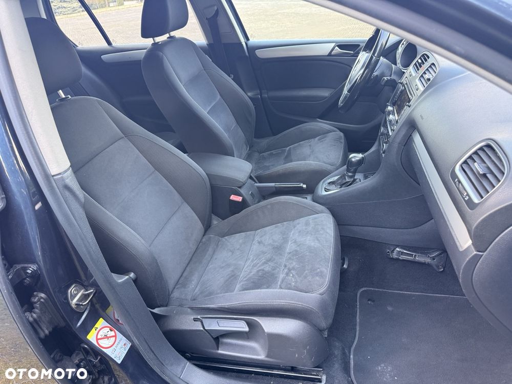 Volkswagen Golf - 17