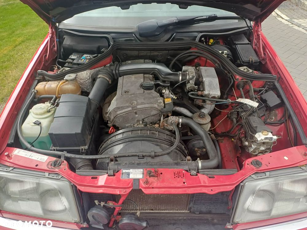 Mercedes-Benz Klasa E - 16